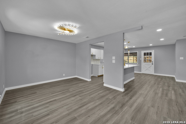 Image 8 of 36 For 6007 Morning Star