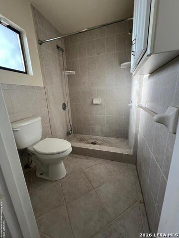 Image 12 of 17 For 208 Michelle