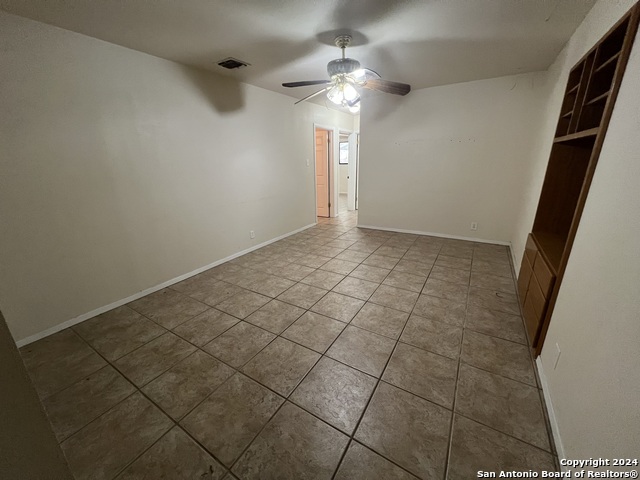 Image 2 of 17 For 208 Michelle