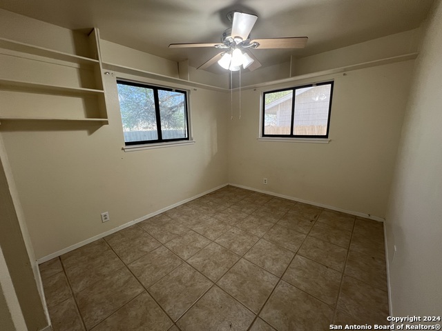 Image 9 of 17 For 208 Michelle