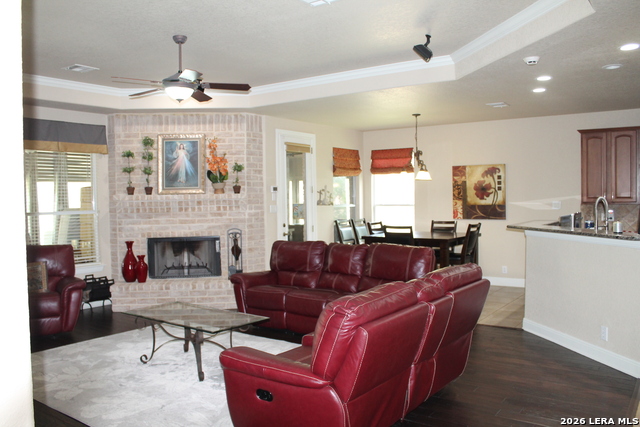 Listing photo id 4 for 849 Santa Cruz