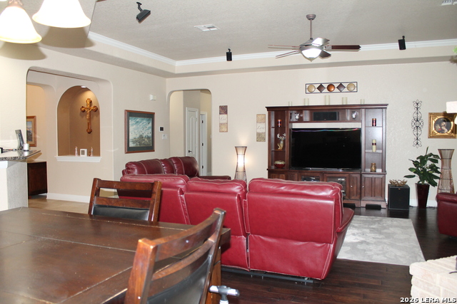 Listing photo id 5 for 849 Santa Cruz