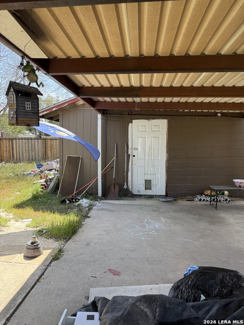 Image 11 of 12 For 134 Redrock  