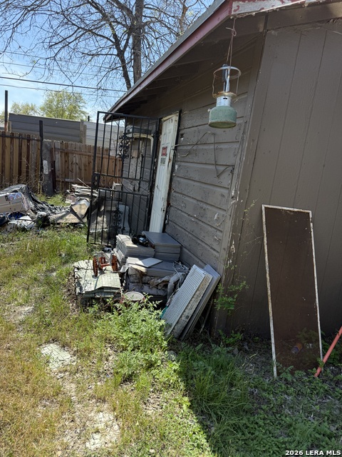 Image 12 of 12 For 134 Redrock  