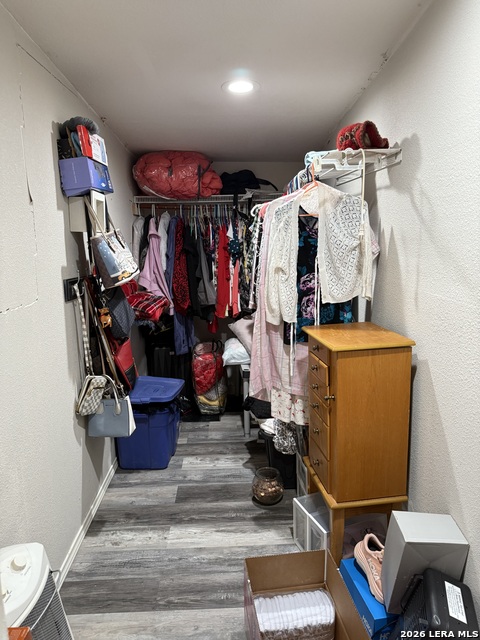 Image 7 of 12 For 134 Redrock  