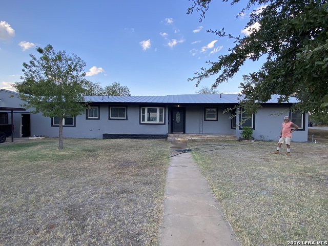 Details for 719 Taft E , Pearsall, TX 78061