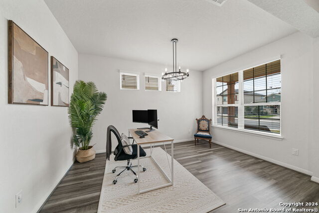 Image 6 of 29 For 12939 Mayowa