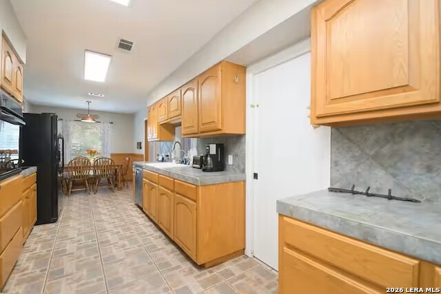 Image 8 of 21 For 9811 Tamber  