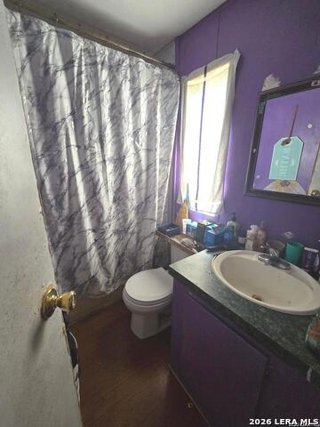 Image 4 of 9 For 408 Hickory St