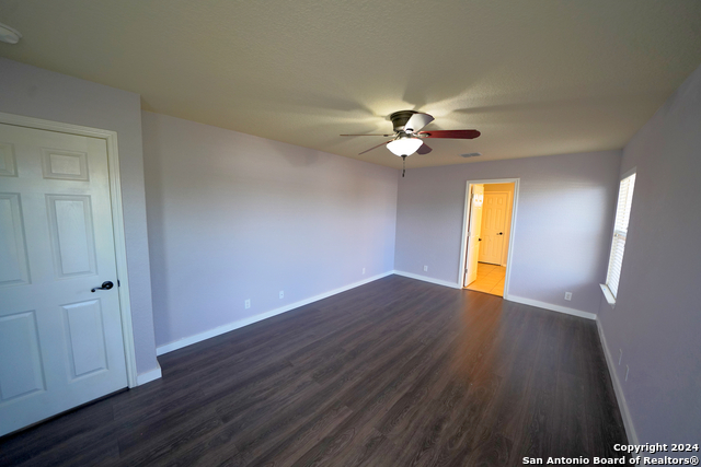 Image 24 of 50 For 523 Diana  