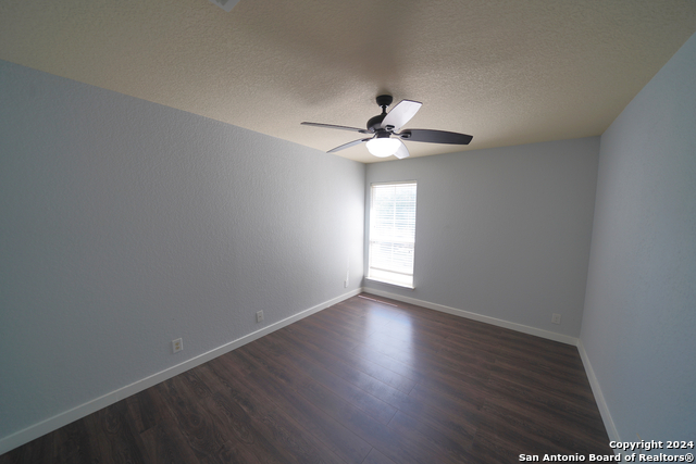 Image 33 of 50 For 523 Diana  