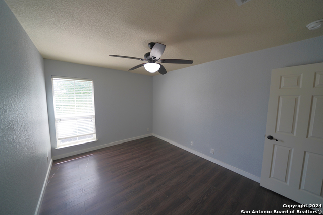 Image 34 of 50 For 523 Diana  