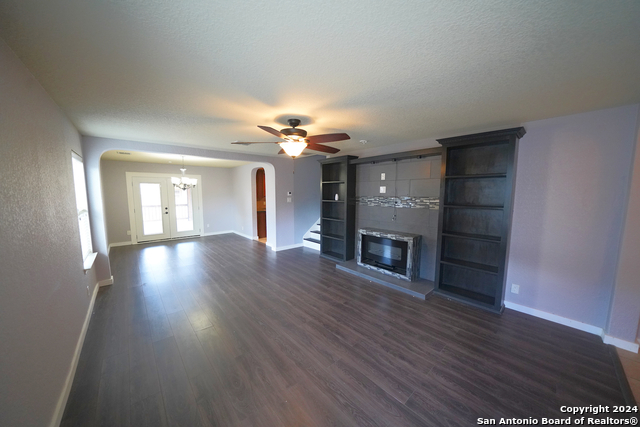 Image 8 of 50 For 523 Diana  