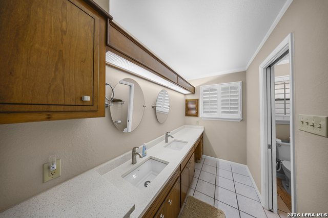 Image 20 of 24 For 3006 Gailer  