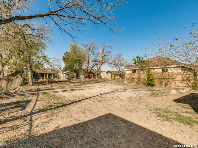 Image 14 of 25 For 1815 Mayfield Blvd