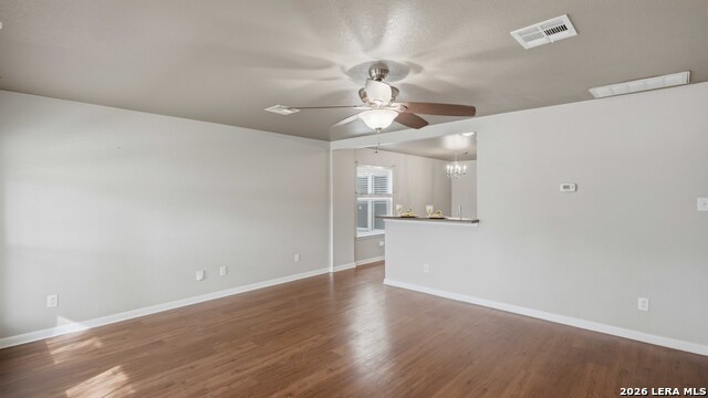 Image 11 of 50 For 471 Magnolia Wind