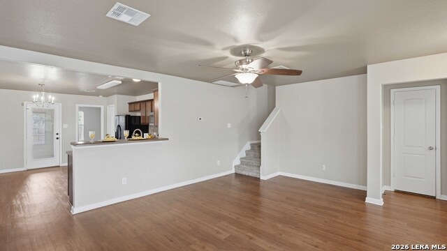 Image 15 of 50 For 471 Magnolia Wind