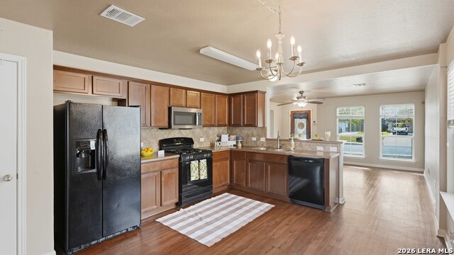 Image 19 of 50 For 471 Magnolia Wind