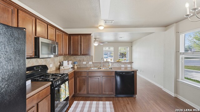 Image 22 of 50 For 471 Magnolia Wind