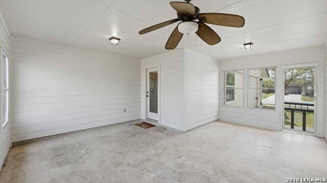 Image 36 of 50 For 471 Magnolia Wind