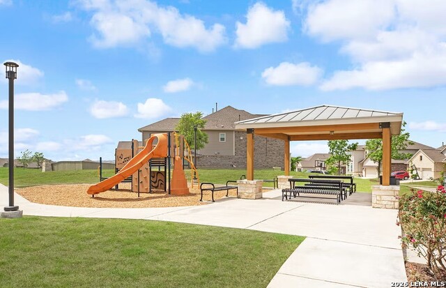 Image 10 of 15 For 626 Foxbrook Way