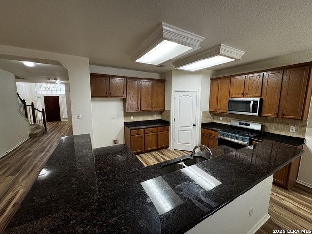 Image 18 of 30 For 5911 Cinnabar