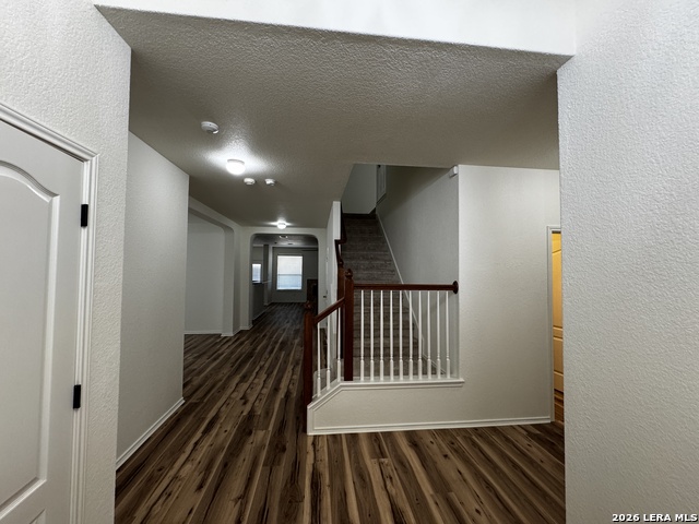 Image 2 of 30 For 5911 Cinnabar