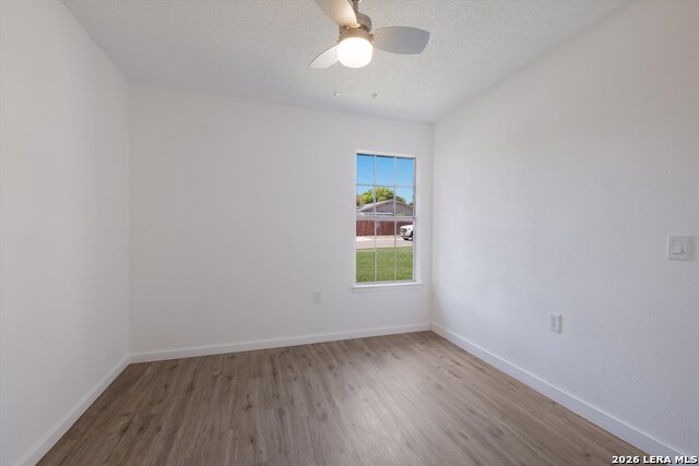 Image 25 of 31 For 7006 Autumn Chase St