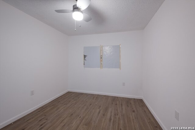 Image 26 of 31 For 7006 Autumn Chase St