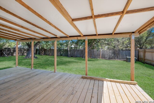 Image 28 of 31 For 7006 Autumn Chase St