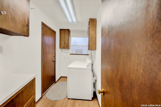 Image 25 of 35 For 137 Hilltop Loop East