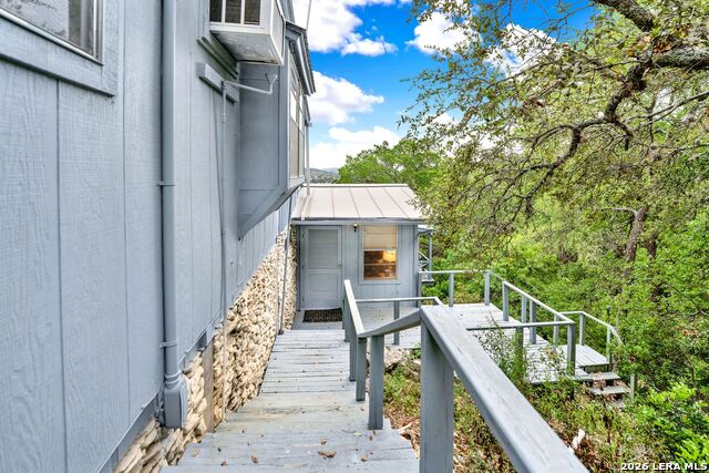 Image 6 of 35 For 137 Hilltop Loop East