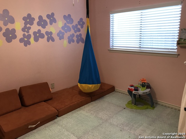 Image 17 of 26 For 11302 Candle Park