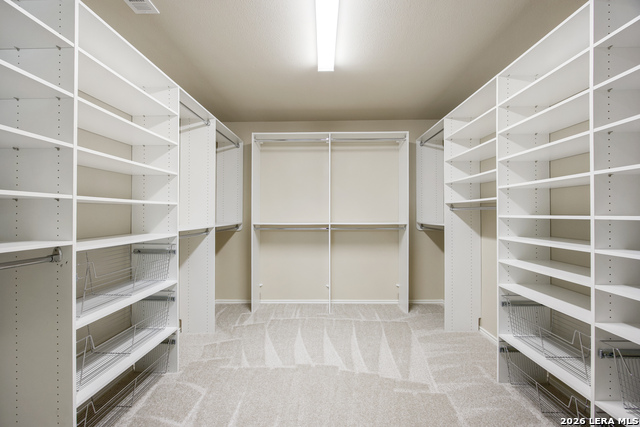 Image 33 of 44 For 17230 Darien Wing