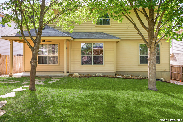 Image 39 of 44 For 17230 Darien Wing