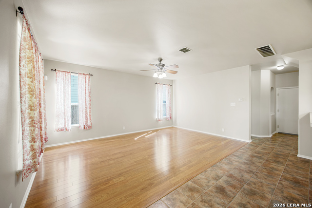 Image 9 of 44 For 17230 Darien Wing