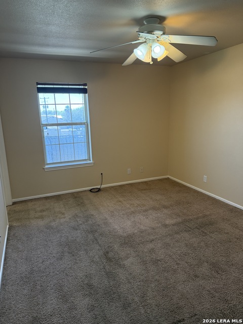 Image 17 of 34 For 212 Schriewer  201