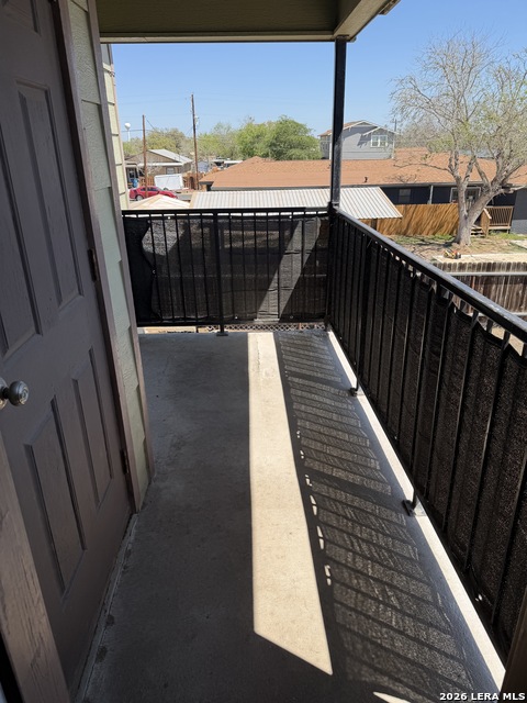 Image 32 of 34 For 212 Schriewer  201