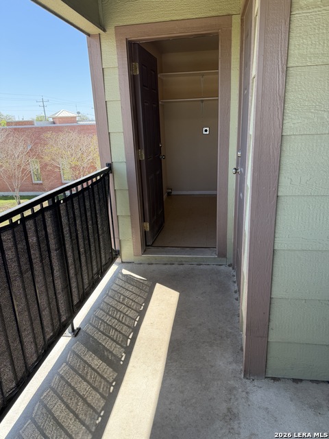 Image 33 of 34 For 212 Schriewer  201