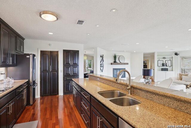 Image 15 of 57 For 714 Starcrest