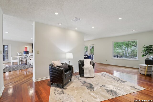 Image 19 of 57 For 714 Starcrest