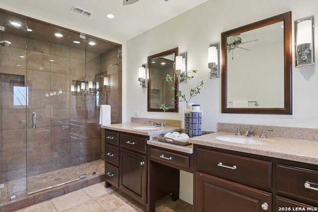 Image 30 of 57 For 714 Starcrest