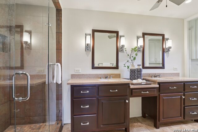 Image 32 of 57 For 714 Starcrest