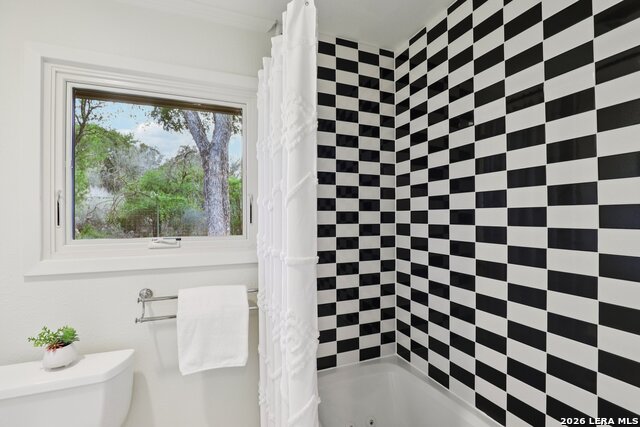 Image 36 of 57 For 714 Starcrest