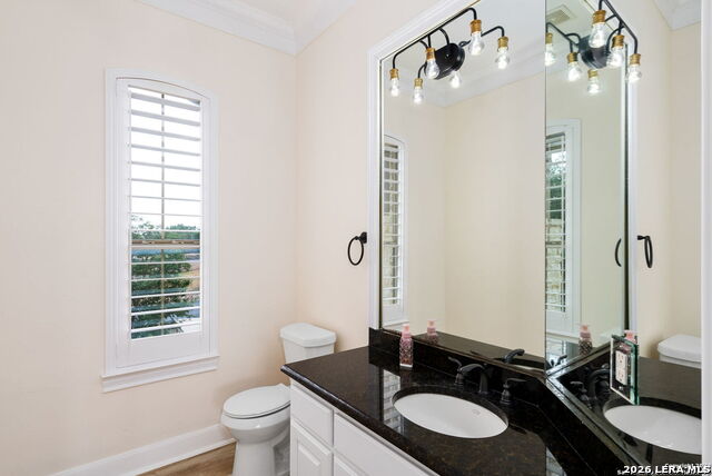 Image 36 of 47 For 22718 Fossil Peak