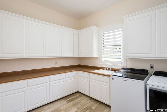 Image 41 of 47 For 22718 Fossil Peak