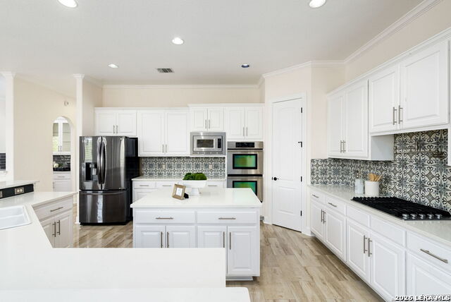 Image 7 of 47 For 22718 Fossil Peak