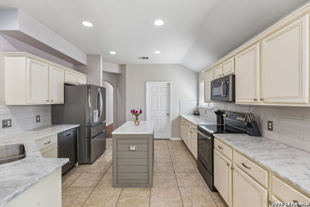 Image 11 of 29 For 22307 Mesa Butte