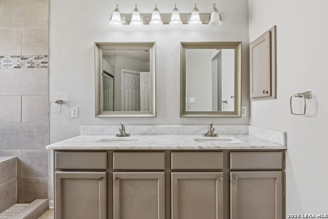 Image 21 of 29 For 22307 Mesa Butte