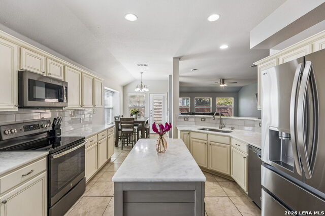 Image 6 of 29 For 22307 Mesa Butte